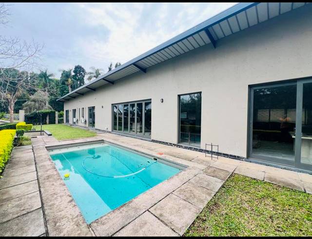 4 BEDROOM HOUSE FOR SALE IN COWIES HILL